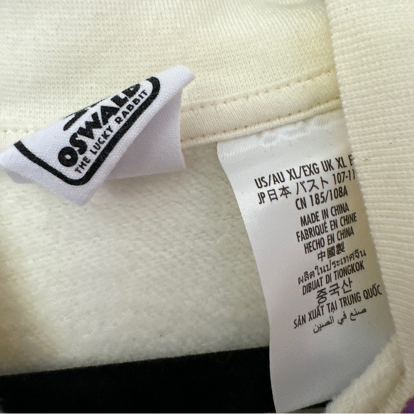 Oswald the Lucky Rabbit sketch turtleneck sweater Women’s size XL - Picture 5 of 5